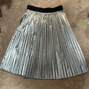LuLaRoe Silver Pleated Skirt